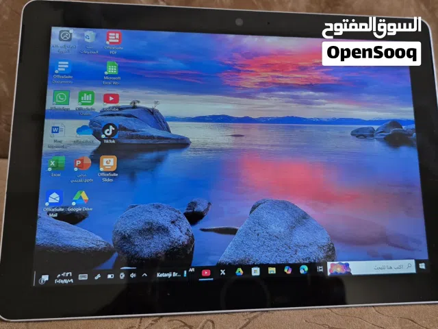 Microsoft Surface Go 128 GB in Al Sharqiya