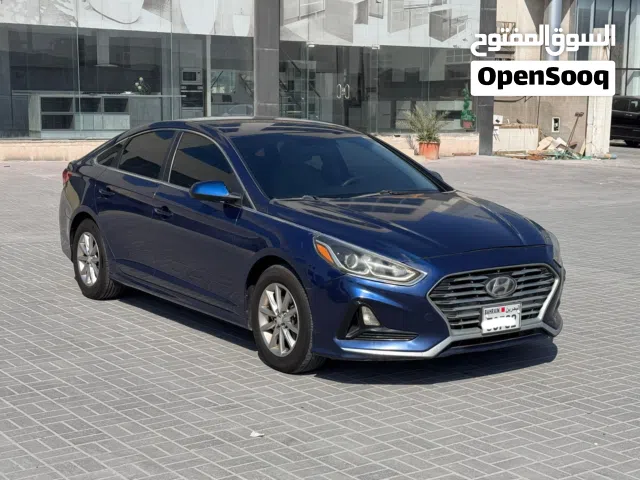 Hyundai Sonata SE 2018 (Blue)