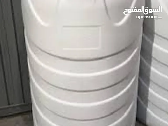 خزانات ميه للبيع استعمال خفيف جدا شغل سقاية شجر الموقع القسطل السعر 60 قابل للتفاوض