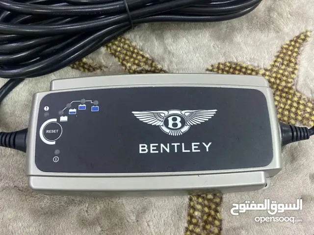 شاحن بطارية بنتلي جديد بجميع ملحقاته