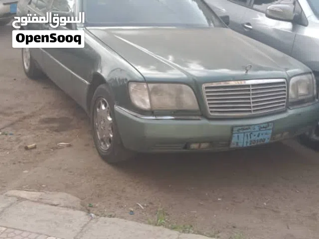 1993 مرسيدس بنز الفئة-SE SE 300