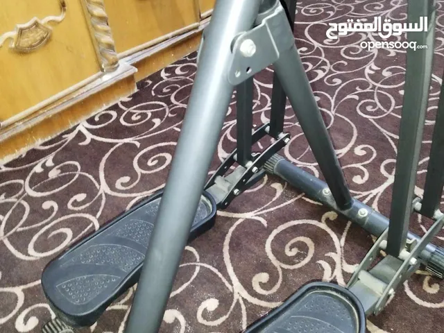 جهاز رياضي لتقوية العضلات
