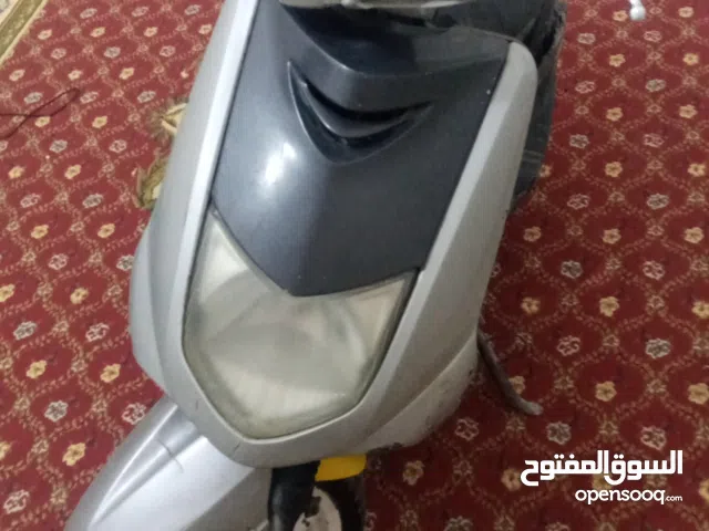 للبيع سكنس نثيه 140  يرادله  ترتيب ابيع كوم حديد   مكينه كايمه بيها دخانه بس شلعه اتخبل يراد لها ترت