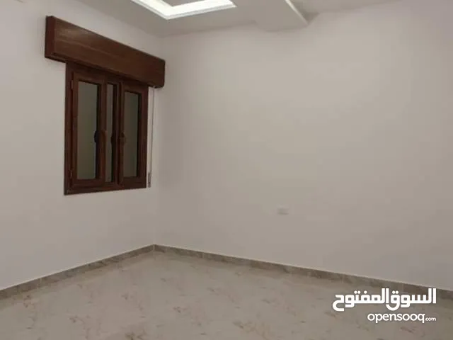 460m2 More than 6 bedrooms Townhouse for Sale in Tripoli Ain Zara