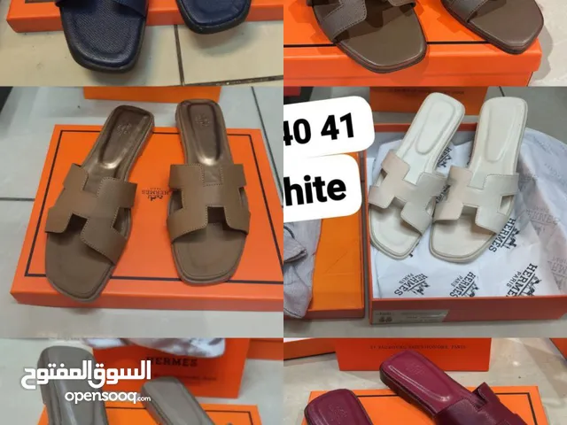 Other Comfort Shoes in Ajman