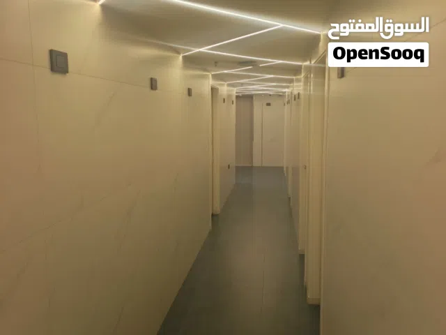 مكاتب مجهزه بالكامل للايجار - 42083
