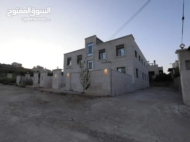 فيلا فاخرة للايجار / اربد- الحصن