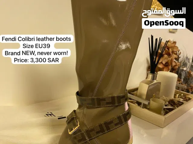 Fendi Colibri Leather Boots – Size 39 (Brand New)