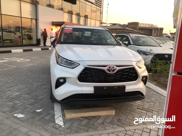 Used Toyota Highlander in Basra