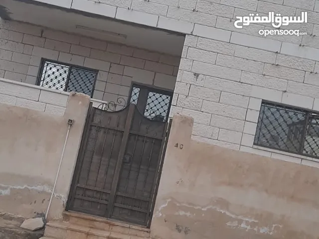 190 m2 5 Bedrooms Townhouse for Sale in Amman Sahab
