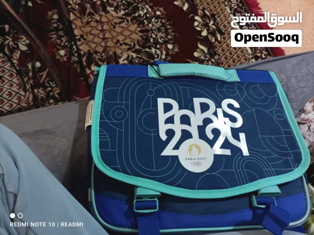 محفظة paris 2024 جديدة