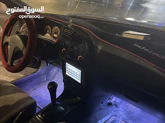 لانسر 1996