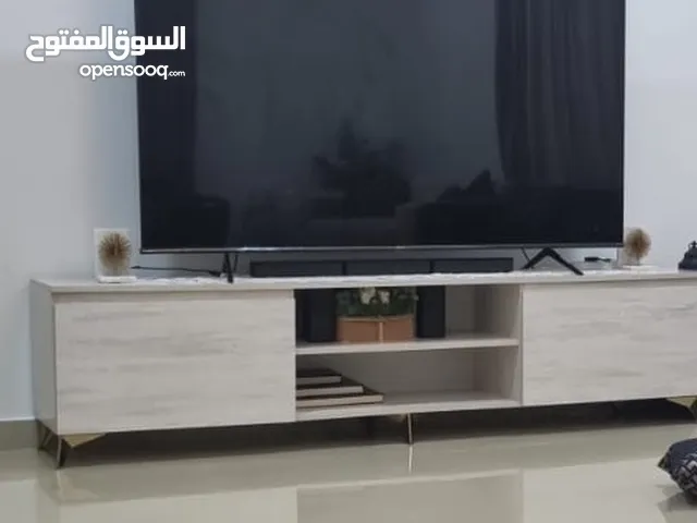طاولة تلفاز
