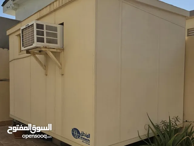 غرفة سائق بورتبل مع حمام مقاس 3 متر × 4 متر نظيفه جدا جدا