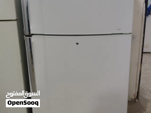 نبيع ثلاجه توشيبا حجم متوسط بحاله ممتازه استخدام معا التوصل التشغيل والكفاله تبريد وتجميد قوي ثلاجه