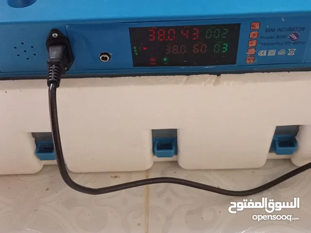 متوفر لدي فقاسه للبيع جديد مستعمله 3 مرات فقط