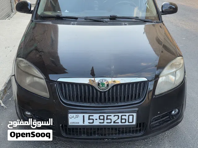 2009 سكودا فابيا Standard