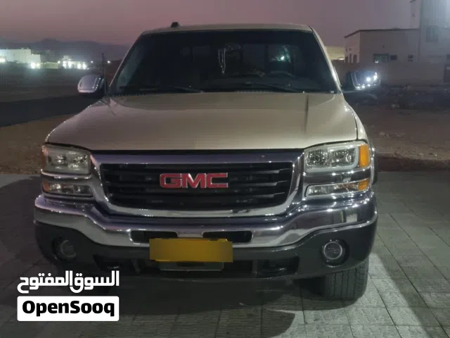 جي ام سي سيرا 2005 دفع رباعي وارد كندا