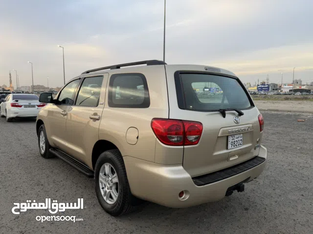 Used Toyota Sequoia in Farwaniya