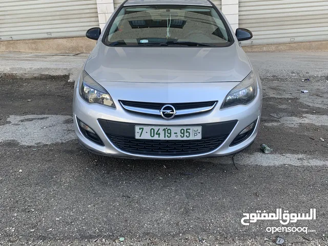 Opel astra 2013