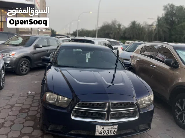 دودج تشارجر 2014 ممشي 125000 سيرفس وكاله منتظم خدوش بسيطه تحتاج بولش الاكصدام الامامي فيه خفس