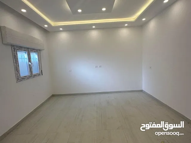 Unfurnished Showrooms in Tripoli Abu Sittah