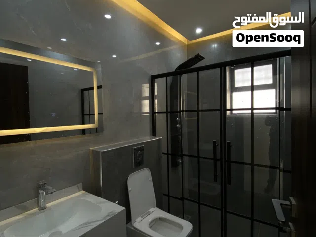 شقة للبيع في منطقة الجبيهة بمساحة 170م2