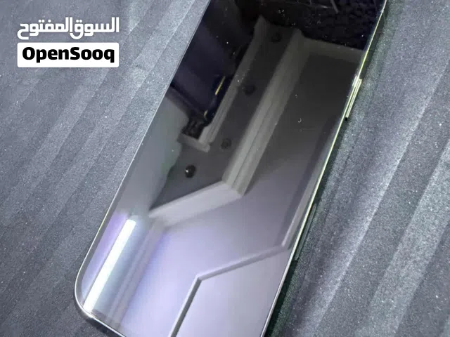 ايفون 13pro max امريكي الذاكرة 512 البطارية 80 الجهاز نضيف كلش شخط مابي ومداخل اي تصليح كارتونة الجه
