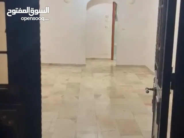 160 m2 3 Bedrooms Apartments for Rent in Ramallah and Al-Bireh Al Irsal St.