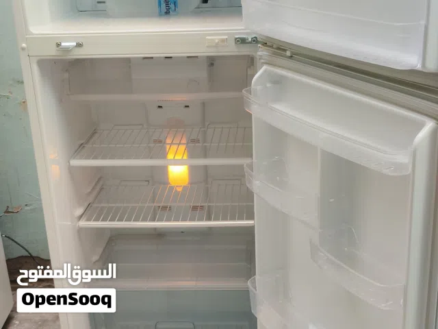 نبيع ثلاجه دايو18 قدم بحاله ممتازه جدا جدا استخدام معا التوصل التشغيل والكفاله