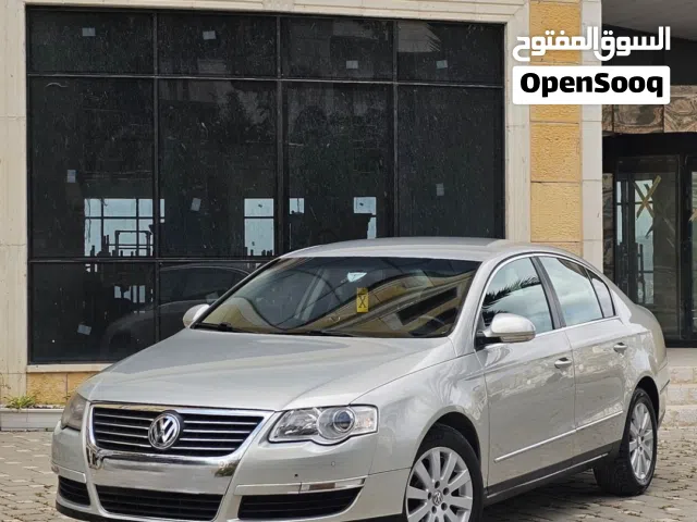 2008 Volkswagen Passat Standard