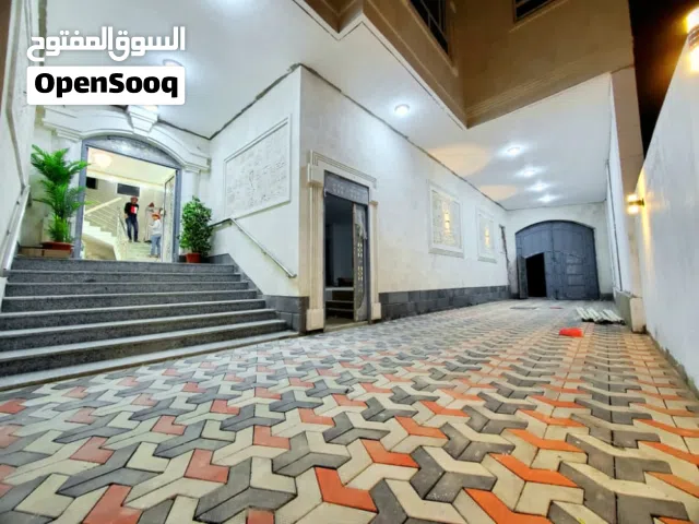 عماره استثماريه للبيع في منطقه بيت بوس بالقرب من شارع الثلاثين
