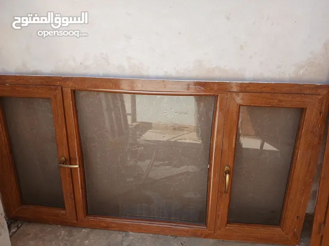 شبابيك بي في سي مستعملة