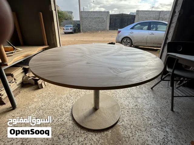 أثاث مكتبي للبيع