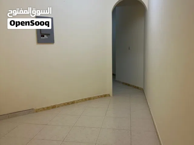 120 m2 3 Bedrooms Apartments for Rent in Al Batinah Sohar