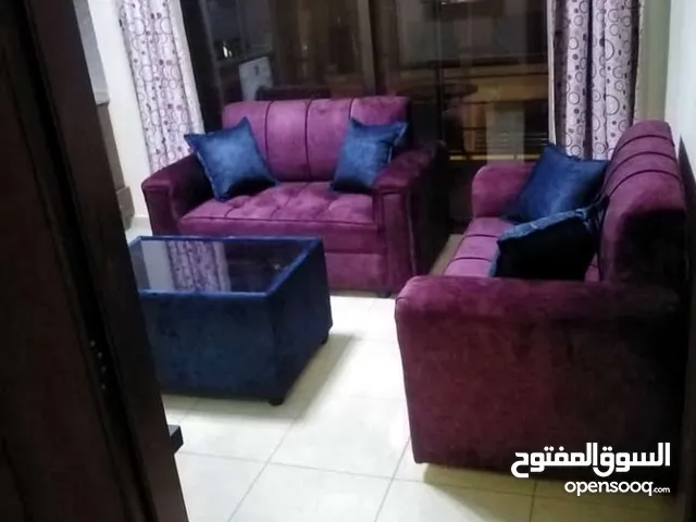 90 m2 Studio Apartments for Sale in Amman University Street
