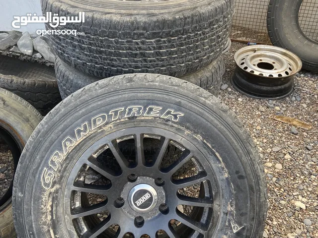 Dunlop 17 Rims in Al Dakhiliya