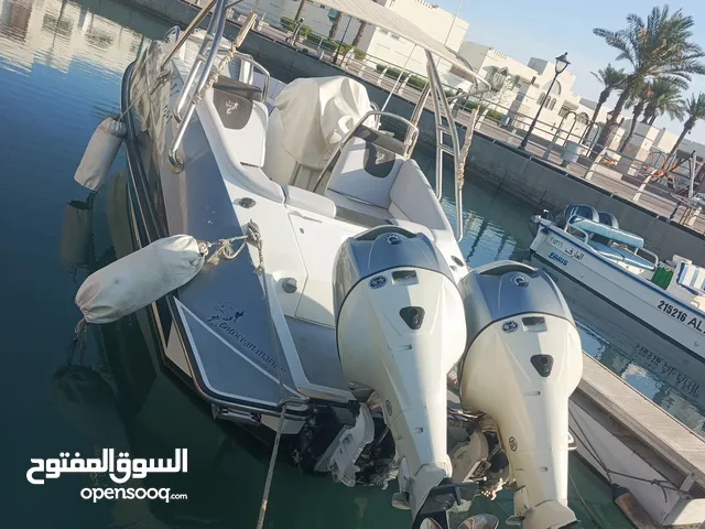 FOR SALE voodoo 27 WITH EVINRUDE 300HP TWIN ENGINES ((NO ISSUES READY TO USE))  300,000 SAR