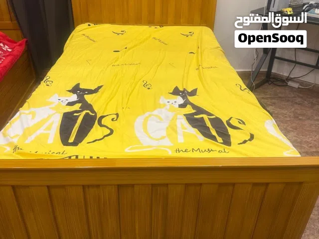 4 أسره تفصيل خشب للبيع