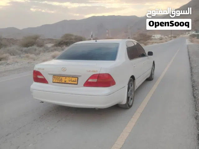 لكزس LS430 موديل 2001