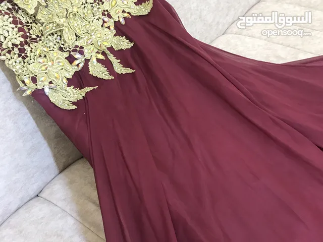 فستان سهره للبيع / البريمي