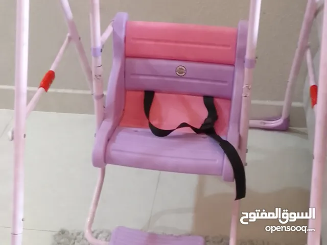 اغراض اطفال مرجوحه +سرير بحاله جيده