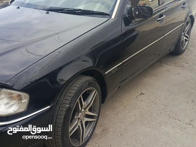 مرسيدس c200 موديل 1999
