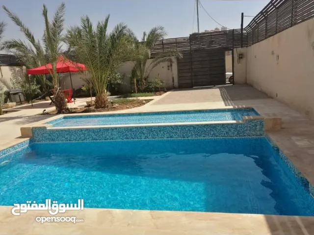 مزرعة للبيع الغور