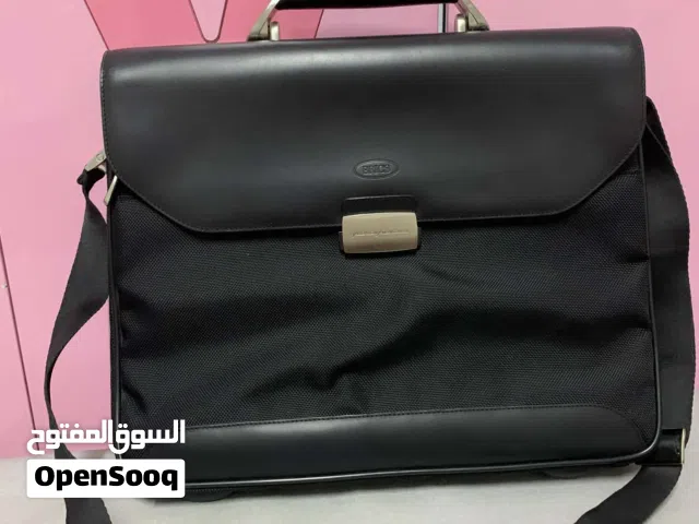 حقيبه لابتوب ماركه Pininfarina حجم كبير