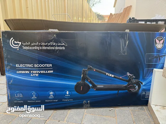 سكوتر جديد غير مستعمل بالكرتونة وجميع المرفقات ماركة vlra