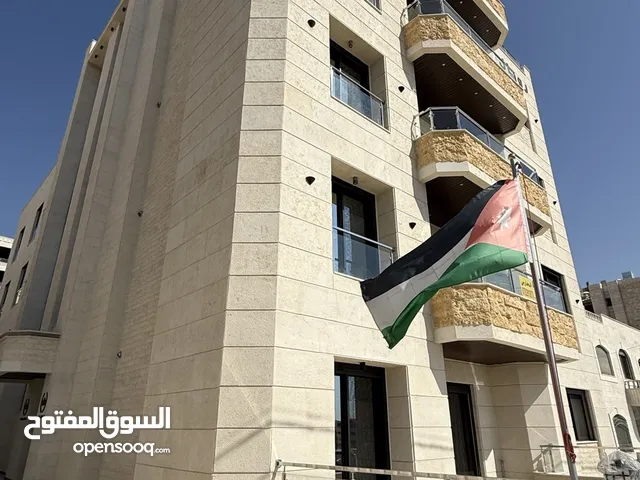شقة للبيع 100م طابق ثالث _ طريق المطار ، قرب جامعة البترا _ رويال للاسكان