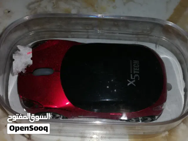 ماوس للبيع واحد بسلك والتاني وايرلس