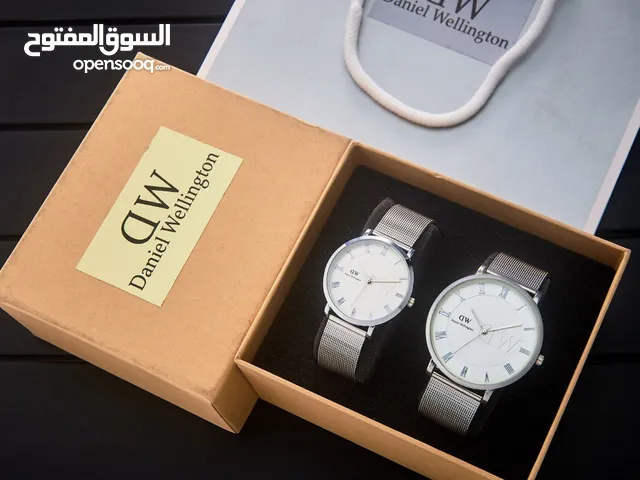 لكوپل دانييل DW وحدة ليك ووحدة ليعزيز عليك بالبواطة ديالها لي في الصورة