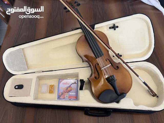 كمان جديد نوع antunilla, مع الروزن (rosin)، وكل الأسلاك الأربعة زيادة